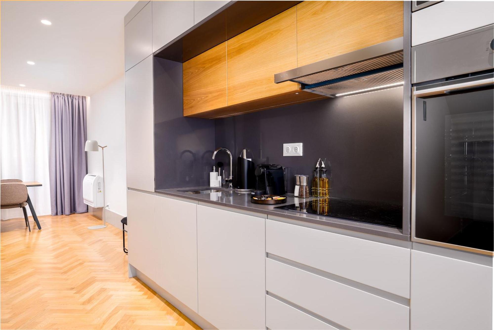 Limehome Porto Rua 31 De Janeiro מראה חיצוני תמונה