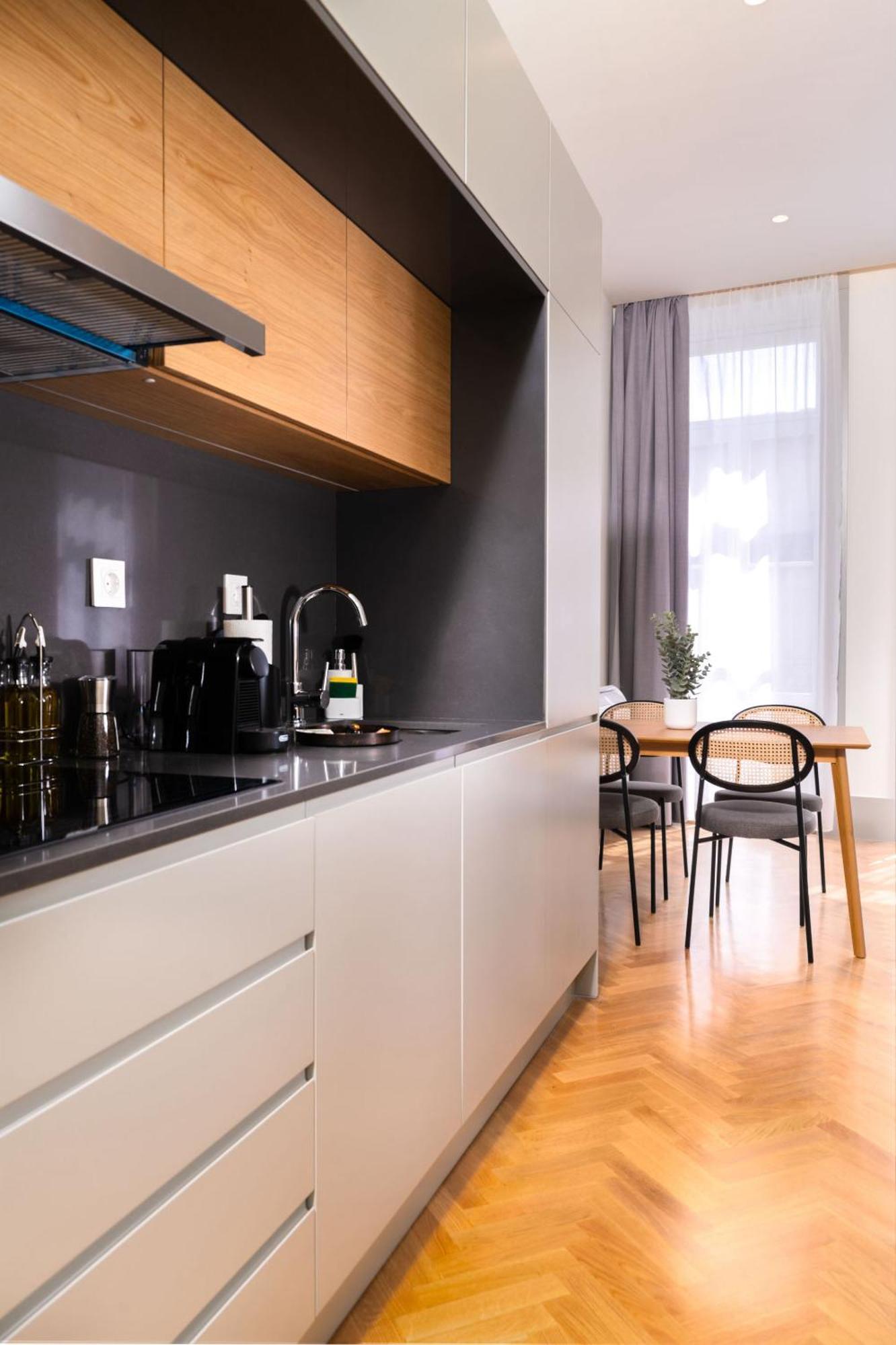 Limehome Porto Rua 31 De Janeiro מראה חיצוני תמונה